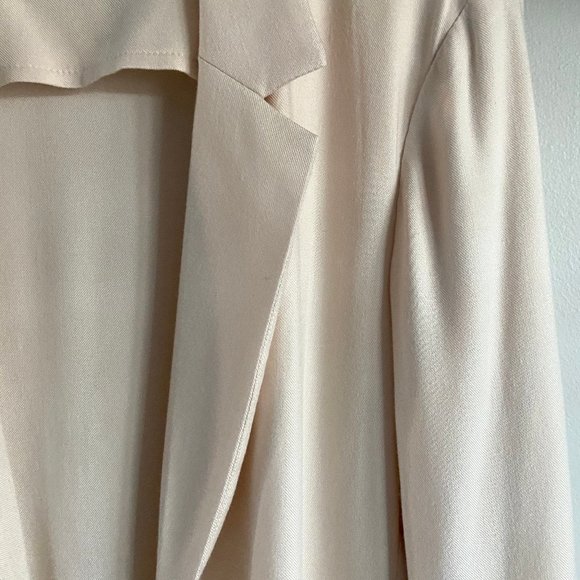 Aritzia Talula Kent Blazer - Picture 3 of 8